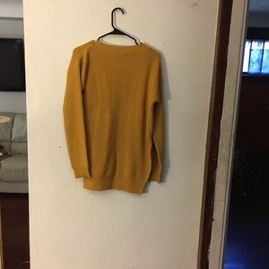 Long sleeve 3/4 sweater